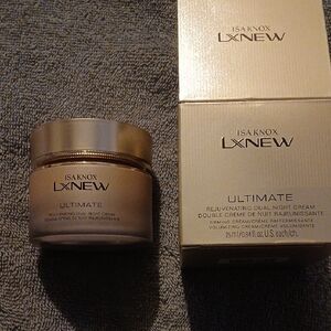 Isa Knox LXNEW Ultimate Night Cream